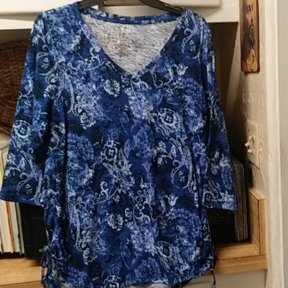 Blouse - Picture 4 of 4